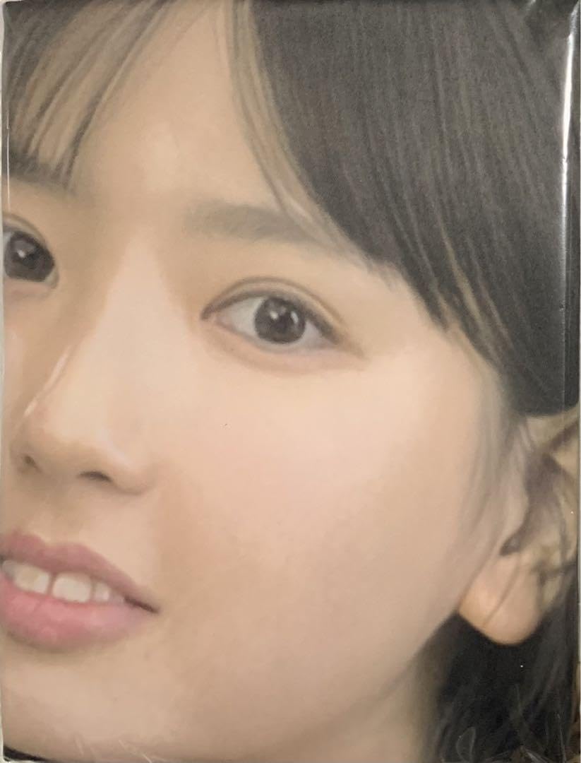 Amazon.co.jp: 【新品未使用】 沢口愛華 タペストリー(等身大サイズ